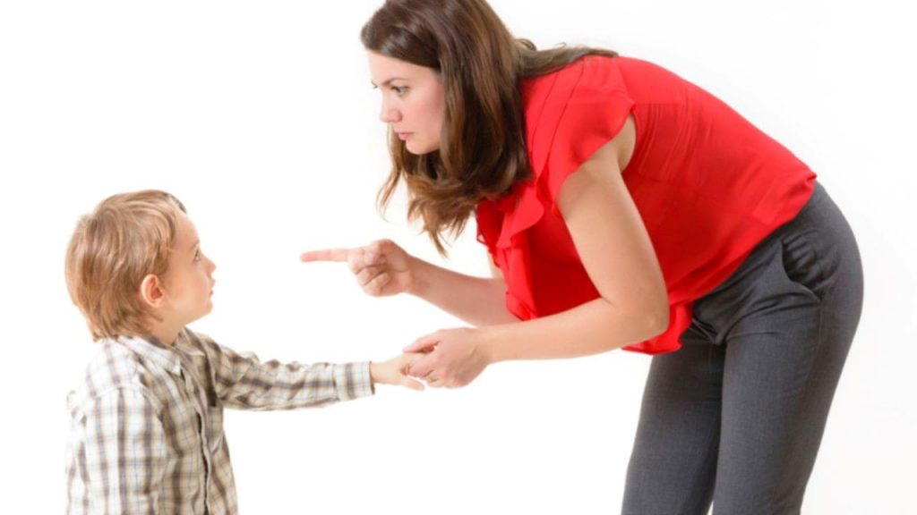 خودارضائی در کودکان و علت آن (درمان دست گذاری کودک به آلت تناسلی)