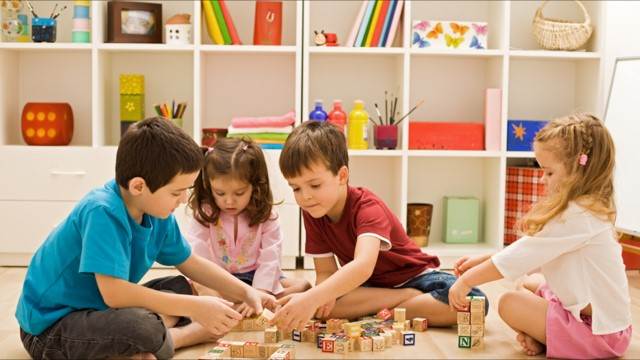 تاثیر گروه درمانی در رفتارهای پرخاشگرانه کودکان